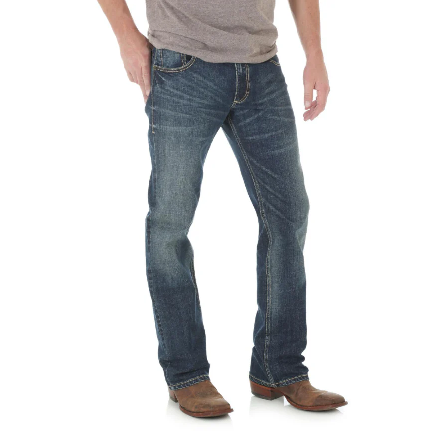 Wrangler Retro® Slim Boot Jean Layton – Image 3